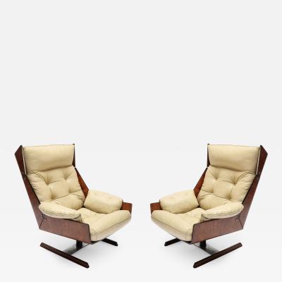 Novo Rumo Pair of Novo Rumo 1960s Brazilian Jacaranda Lounge Chairs