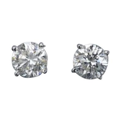 ONE PAIR OF ROUND DIAMOND EAR STUDS 2 02 CARAT