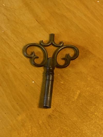 OPULENT GUSTAVIAN SWEDISH GOLDLEAF CARVED CLOCK