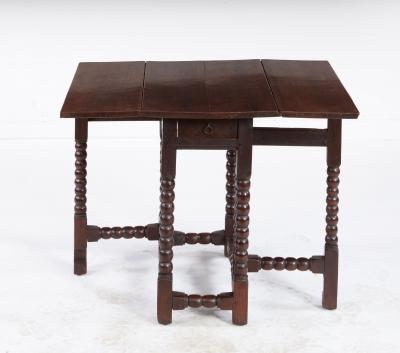 Oak Bobbin Gateleg End Table