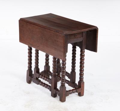Oak Bobbin Gateleg End Table