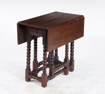 Oak Bobbin Gateleg End Table