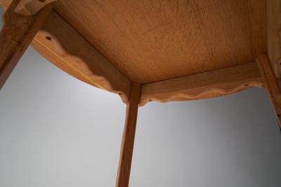 Oak Coffee Table with Sculptural Legs by Danish Cabinetmaker Denmark 1950s