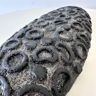 Oblong centerpiece with ring patterned underside in gold and silver glaze