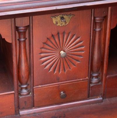 Offered by ANTIQUE ASSOCIATES AT WEST TOWNSEND