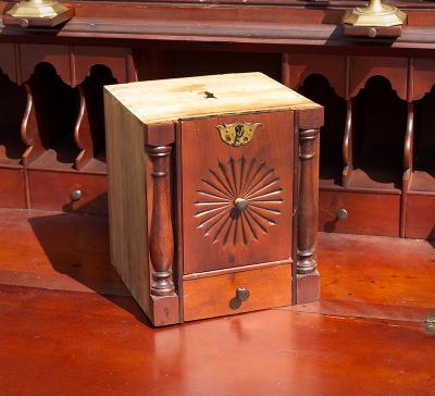 Offered by ANTIQUE ASSOCIATES AT WEST TOWNSEND