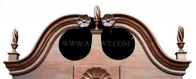 Offered by ANTIQUE ASSOCIATES AT WEST TOWNSEND