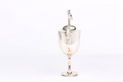 Old English Silver Plated Covered Urn