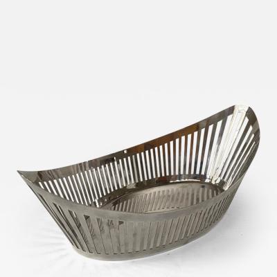 Old English Walker Hall Silver Plate Pierced Bread Basket