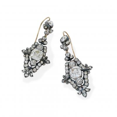 Old Mine cut Diamond Pendant Earrings