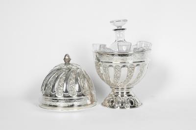 Old Sheffield Silver Plated Egg Shape Liquor Cave
