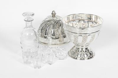 Old Sheffield Silver Plated Egg Shape Liquor Cave