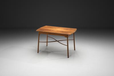 Ole Wanscher Model 1762 Coffee Table by Ole Wanscher for Fritz Hansen Denmark 1940s