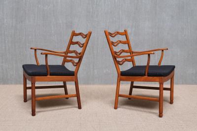 Ole Wanscher Pair of Ole Wanscher Armchairs Model 1755 Fritz Hansen Denmark 1940s