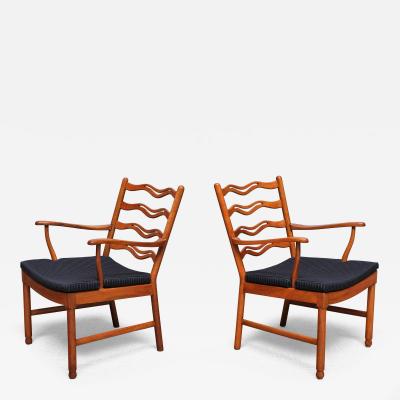 Ole Wanscher Pair of Ole Wanscher Armchairs Model 1755 Fritz Hansen Denmark 1940s