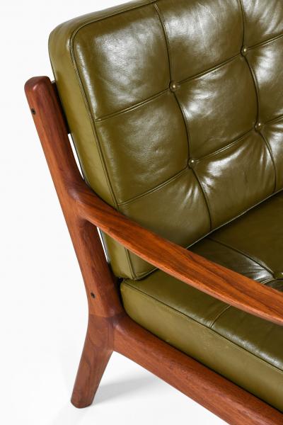Ole Wanscher Sofa Model 116 Senator Produced by France Son
