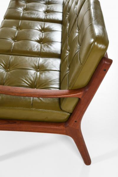 Ole Wanscher Sofa Model 116 Senator Produced by France Son