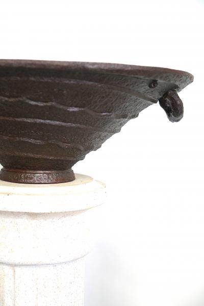 Olof Hult A pair of Shell Urns designed by Olof Hult