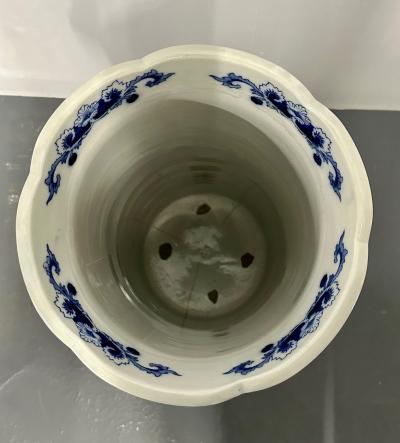 Oriental Porcelain Flow Blue White Umbrella Stand Large Vase Floral Decorated