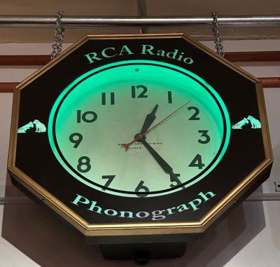 Original Art Deco Green Neon Hexagon Vintage RCA Radio and Phonograph