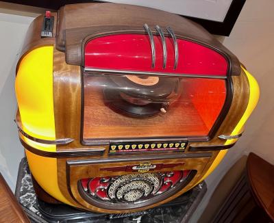 Original Rock Ola Tabletop Jukebox now a Bluetooth Device Player