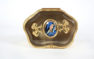 Ornately Gilt Gold Decorative Footed Vanity Box