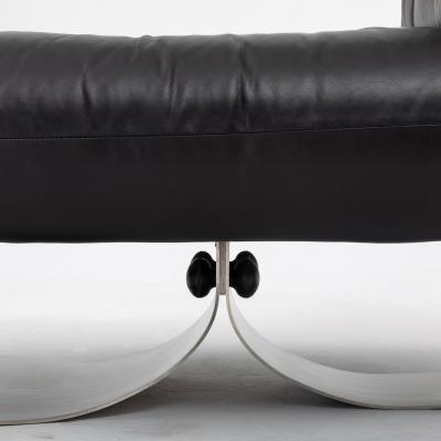 Oscar Niemeyer Oscar Niemeyer Alta Lounge Chair and Ottoman for Mobilier International 1971