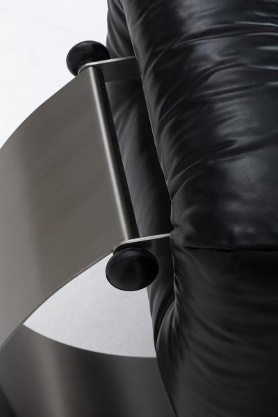 Oscar Niemeyer Oscar Niemeyer Alta Lounge Chair and Ottoman for Mobilier International 1971