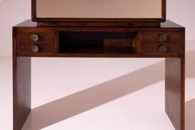 Osvaldo Borsani Bar Cabinet in Walnut and Glass attr Osvaldo Borsani 1940s