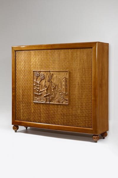 Osvaldo Borsani Exceptional cabinet by Osvaldo Borsani