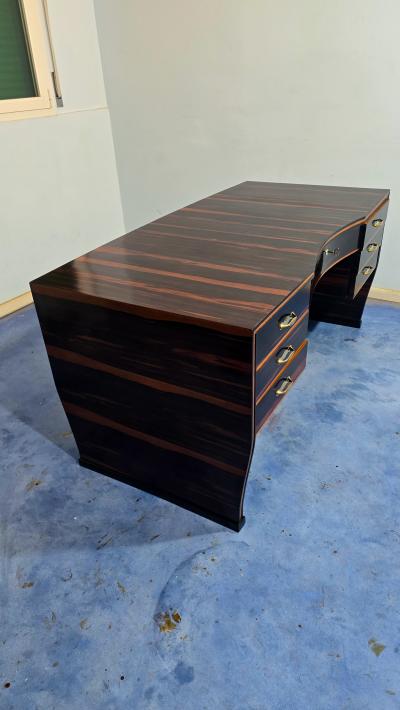 Osvaldo Borsani Italian Art Deco Table Desk Ebony Makassar attributed to Osvaldo Borsani 1940