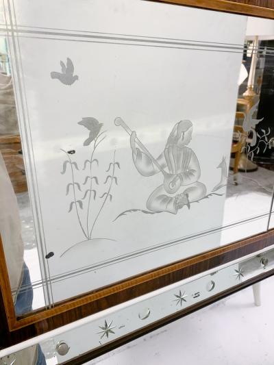 Osvaldo Borsani Italian Mid Century Mirrored Cocktail Cabinet in the Style of Borsani