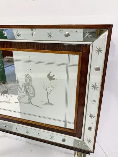 Osvaldo Borsani Italian Mid Century Mirrored Cocktail Cabinet in the Style of Borsani