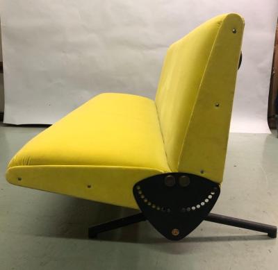 Osvaldo Borsani Italian Midcentury D 70 Sofa Bed by Osvaldo Borsani Tecno New Upholstery