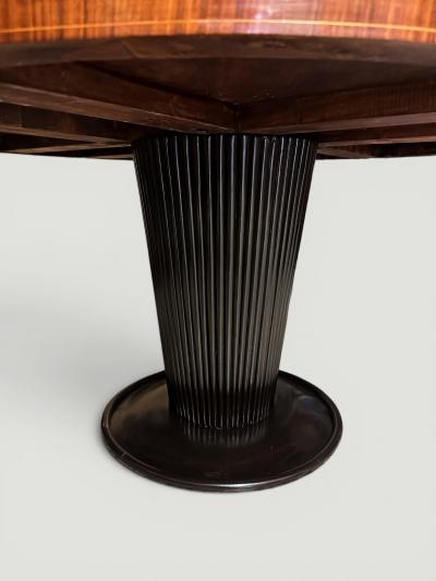 Osvaldo Borsani Italian Midcentury Round Dining Table attributed to Osvaldo Borsani 1950s