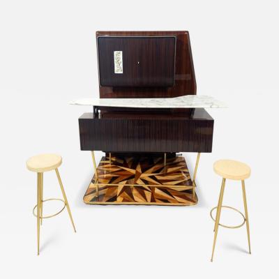 Osvaldo Borsani Italian Midcentury Sideboard or Cabinet Bar attributed to Osvaldo Borsani 1940s