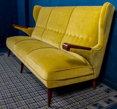 Osvaldo Borsani Large Modern Mid Century Italian Canap or Sofa attr to Osvaldo Borsani