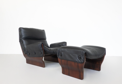 Osvaldo Borsani Mid Century Modern Canada P110 Armchair and Ottoman by Osvaldo Borsani for Tecno