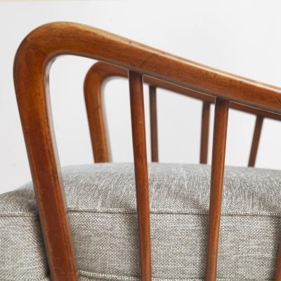 Osvaldo Borsani Model 6053B lounge chair by Osvaldo Borsani