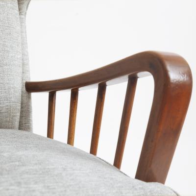 Osvaldo Borsani Model 6053B lounge chair by Osvaldo Borsani