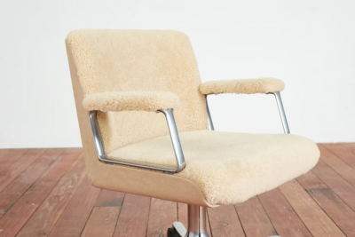 Osvaldo Borsani OSVALDO BORSANI SHEARLING OFFICE CHAIR