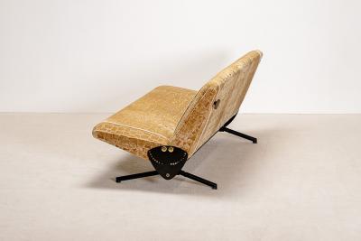 Osvaldo Borsani OSVALDO BORSANI SOFA D70 FOR TECNO