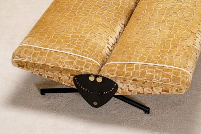 Osvaldo Borsani OSVALDO BORSANI SOFA D70 FOR TECNO