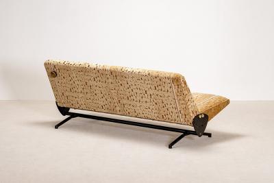 Osvaldo Borsani OSVALDO BORSANI SOFA D70 FOR TECNO