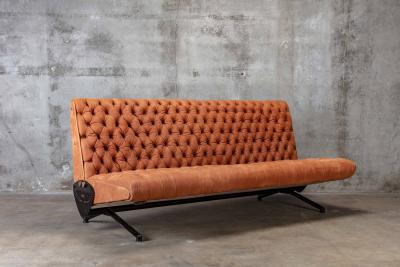 Osvaldo Borsani OSVALDO BORSANI TUFTED LEATHER SOFA
