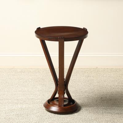 Osvaldo Borsani Osvaldo Borsani Attributed Walnut Side Table circa 1940