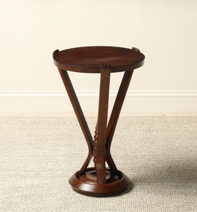 Osvaldo Borsani Osvaldo Borsani Attributed Walnut Side Table circa 1940