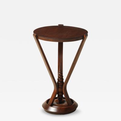 Osvaldo Borsani Osvaldo Borsani Attributed Walnut Side Table circa 1940