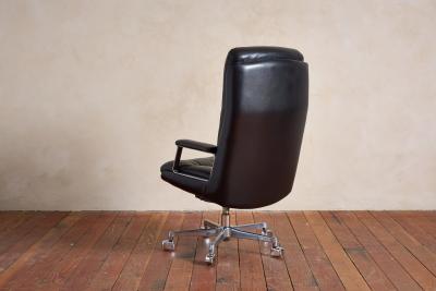 Osvaldo Borsani Osvaldo Borsani Desk Chair