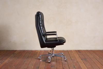 Osvaldo Borsani Osvaldo Borsani Desk Chair